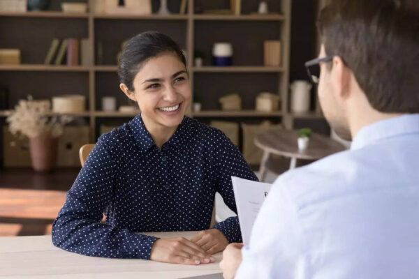 7 simple habits to stand out in interviews (without sounding scripted)